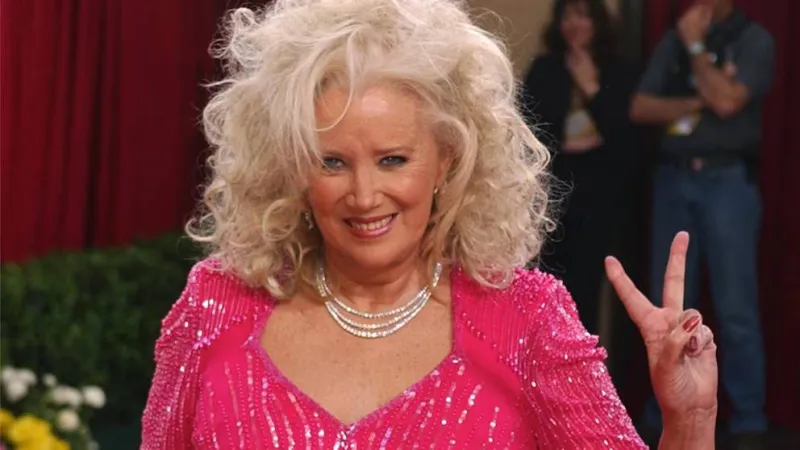 Altın Küre'li Yıldız Veda Etti! Sally Kirkland Hayatını Kaybetti