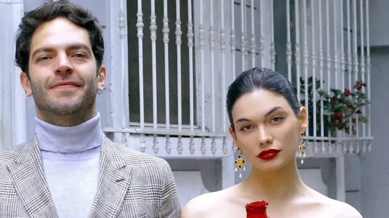 Beste Kökdemir bebeğine kavuştu! Eşinden minik oğluyla ilk poz