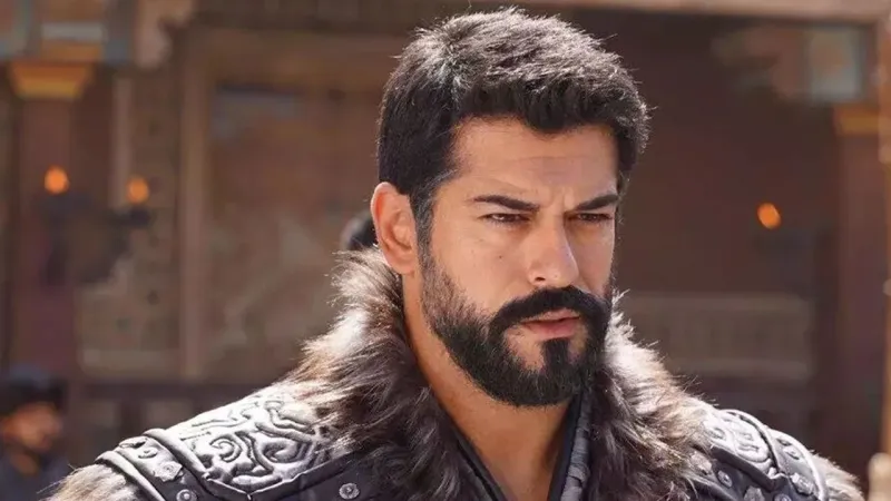 Burak Özçivit’in son hali gündemde: Kuruluş Osman’a veda mı etti?