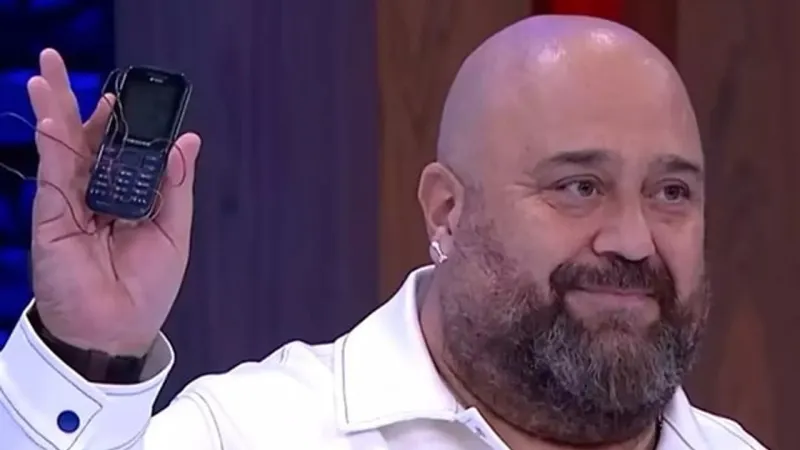 MasterChef'te Şok! Telefon Skandalı Patladı! Kim O Yarışmacı?