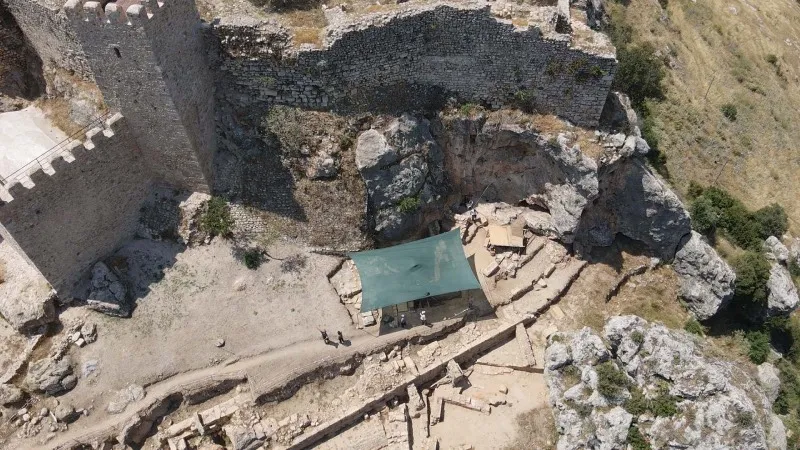 Muğla'da Beçin Antik Kenti'ndeki kazılarda ok uçları bulundu