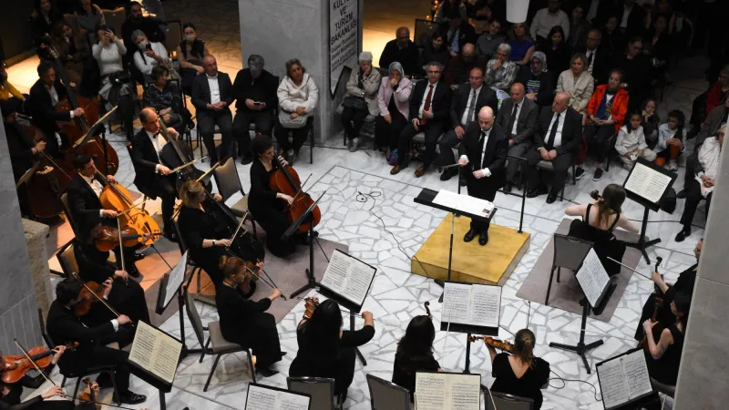 Afyon'da Müzik Ziyafeti! 24. Klasik Müzik Festivali Başladı!