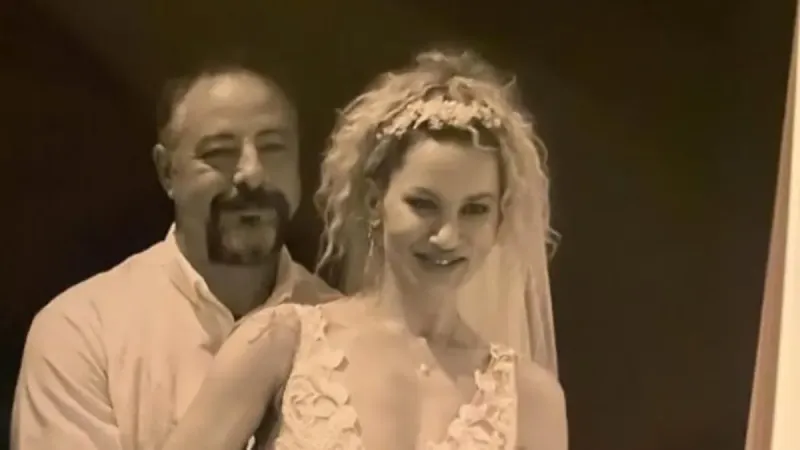 3. kez evlenen Yıldız Asyalı neden düğün yapmadıklarını açıkladı