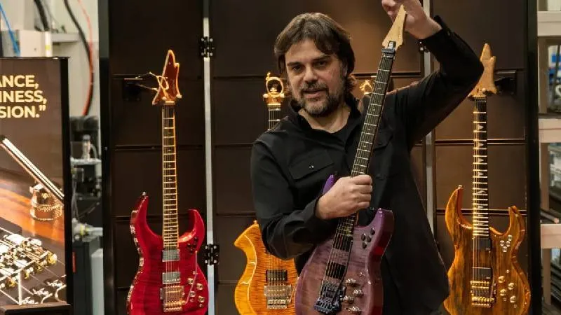 Antalya'dan Gitar Devrimi! Shark Global'e Açılıyor!