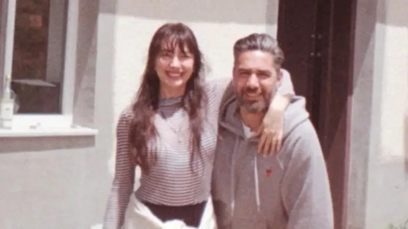 İlk kez anne olan Neslihan Atagül oğlu Aziz'i bakın nasıl paylaştı! "Benim manzaram"