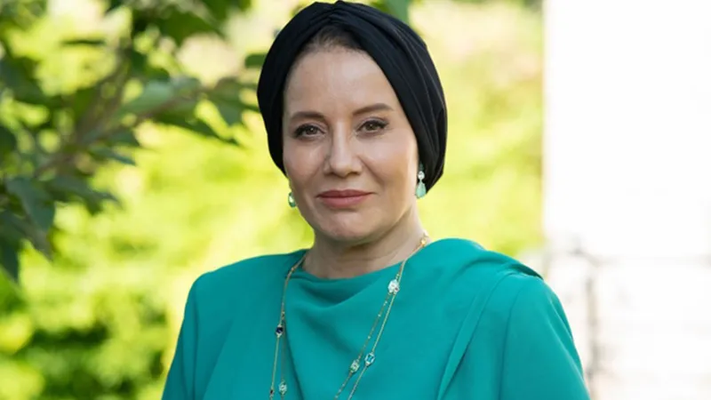 Kızılcık Şerbeti'nin Asude'si Servet Pandur o ismin vokalisti çıktı! Duyanlar şaştı kaldı