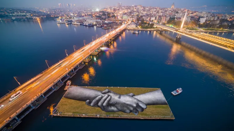 Saype İstanbul'u Aştı! "Beyond Walls" Sergisiyle Sınırları Kaldırıyor!